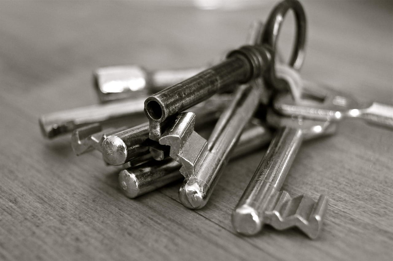 Gardiennage de clés sécurisé pour particuliers et professionnels - Caro et Vous